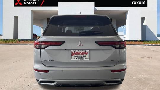 2024 Mitsubishi Outlander