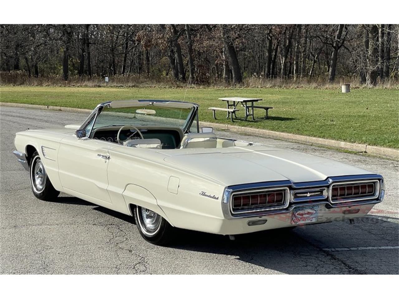 1965 ford thunderbird