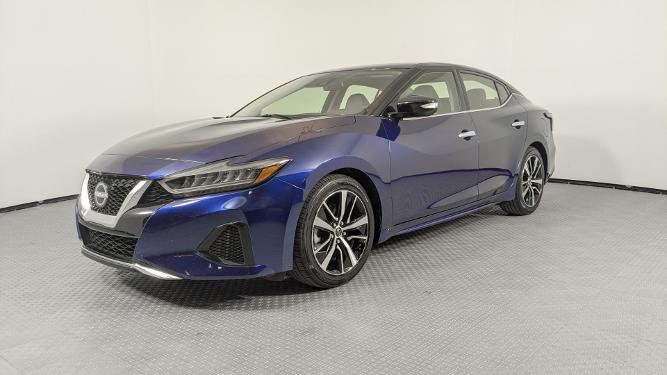 used 2023 nissan maxima sv