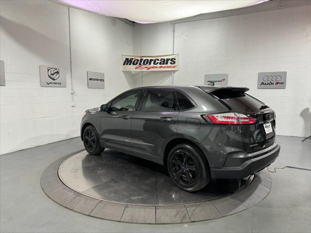 2020 ford edge se