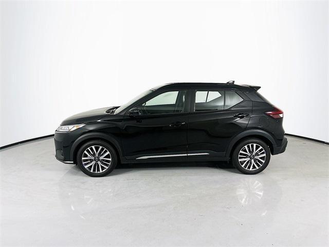 2024 nissan kicks sr