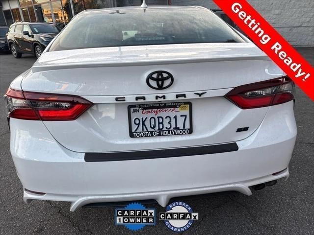 2024 toyota camry se