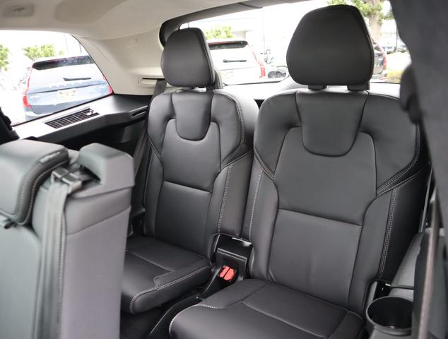 2023 volvo xc90 recharge plug-in hybrid t8 eawd phev ultimate bright theme 7p