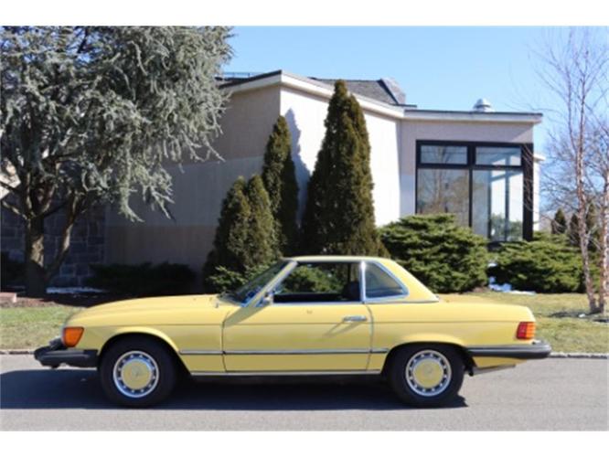 1974 mercedes-benz 450sl in astoria, new york