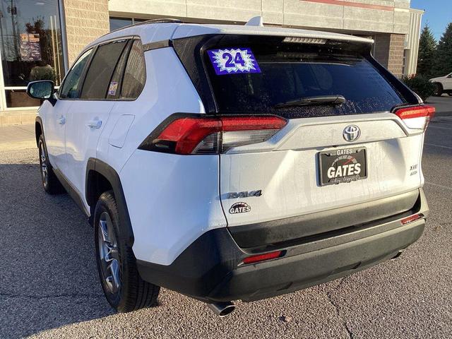 2024 toyota rav4 xle