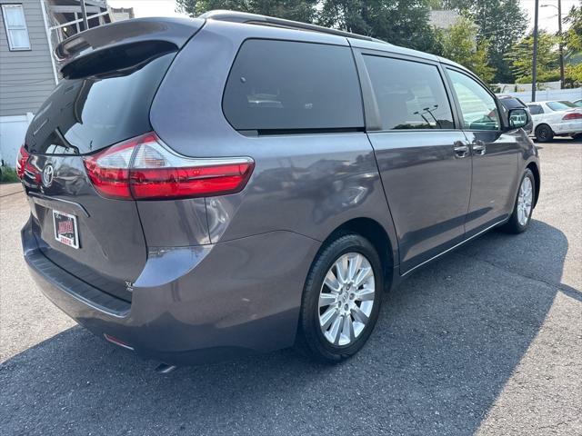 2015 toyota sienna xle