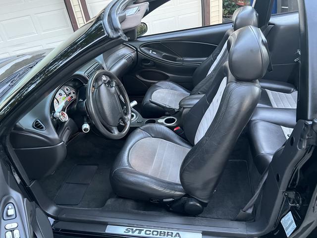 2001 ford mustang svt cobra