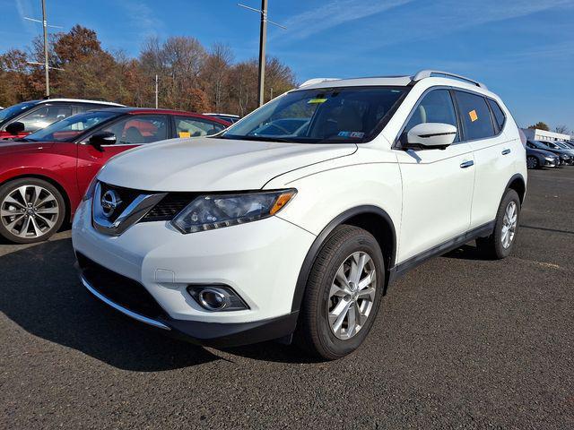 2016 nissan rogue sv