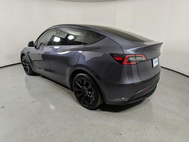 2021 tesla model y standard range rear-wheel drive