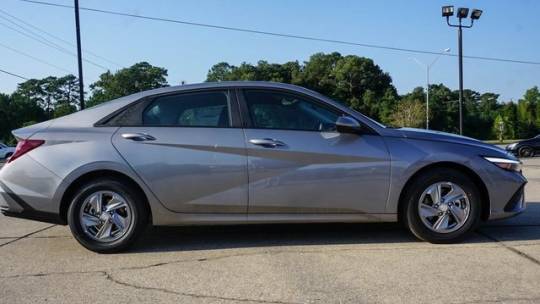 2024 Hyundai s