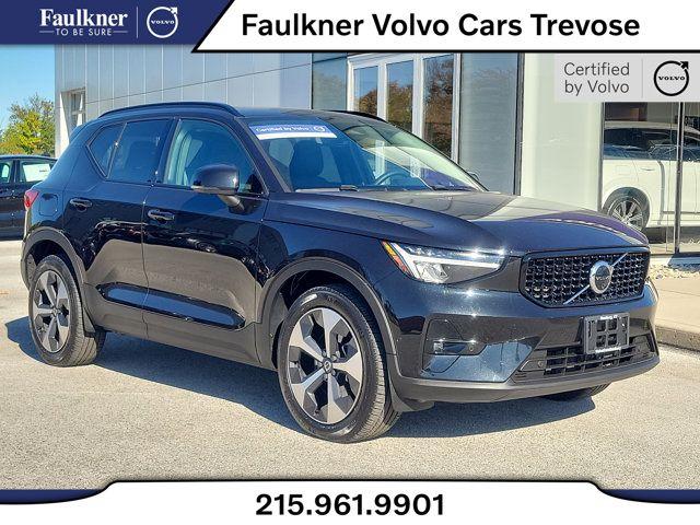 2023 volvo xc40 b5 awd plus dark