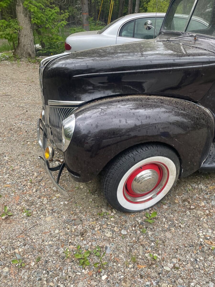 1941 ford pickup, solid, ran when it was put in the garage