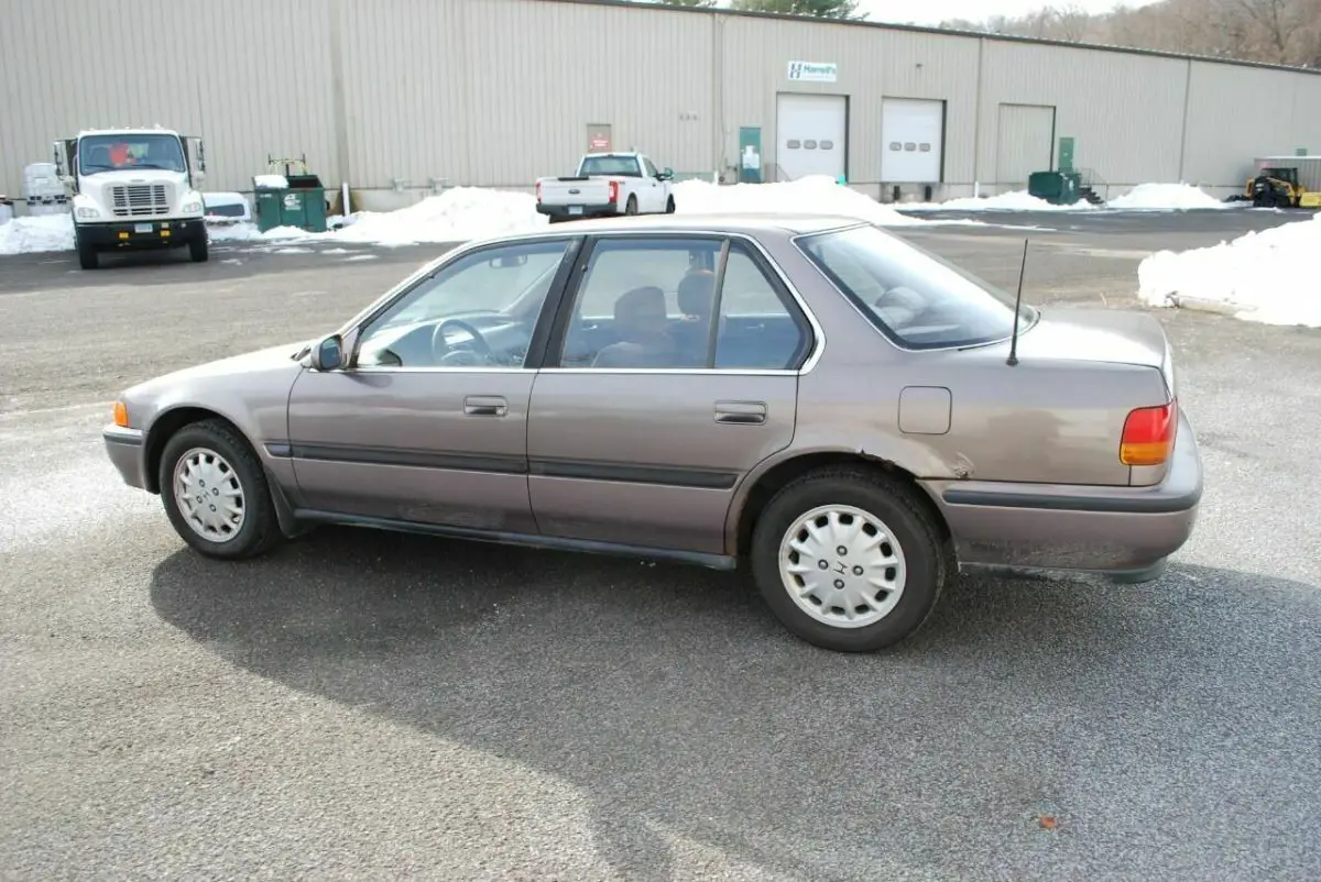1993 honda accord lx 4dr sedan