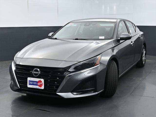 2023 nissan altima s fwd