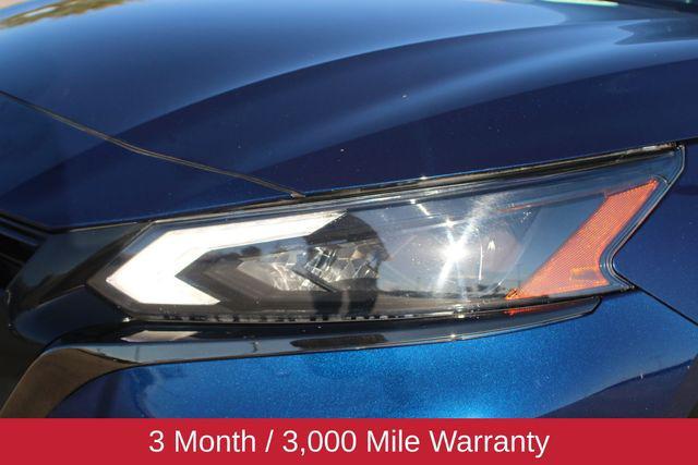 2023 nissan altima sr fwd