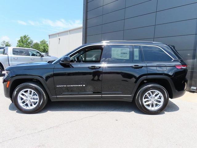 2024 jeep grand cherokee laredo
