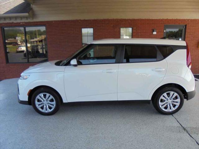 2021 kia soul lx