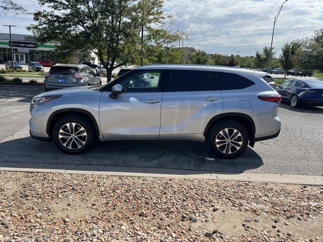 2020 toyota highlander xle