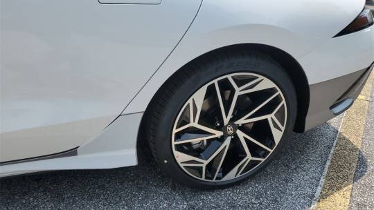 2023 Hyundai IONIQ 6