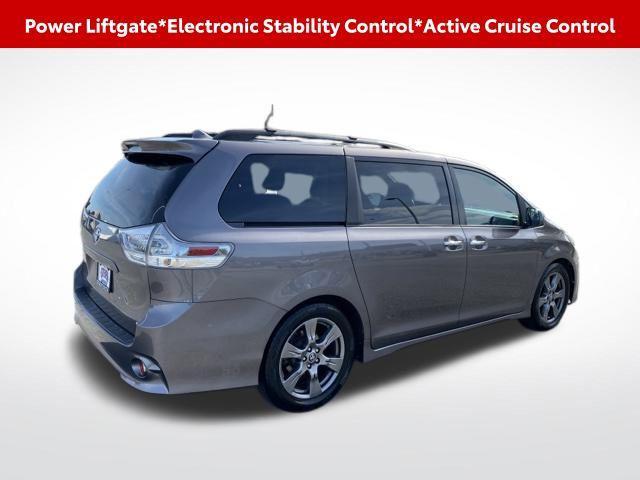 2018 toyota sienna l