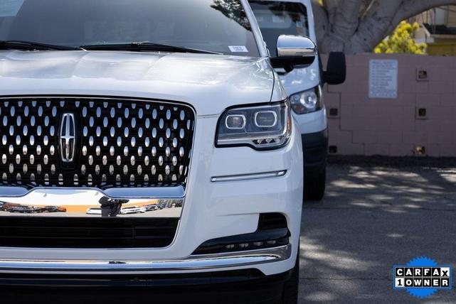 2022 lincoln navigator black label