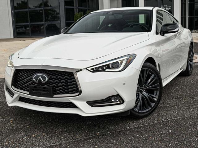 2022 infiniti q60 luxe awd