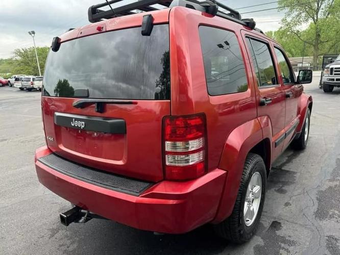 2010 jeep liberty sport utility 4d in kansas city, missouri