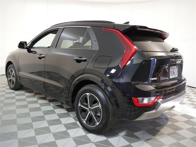 2024 kia niro sx
