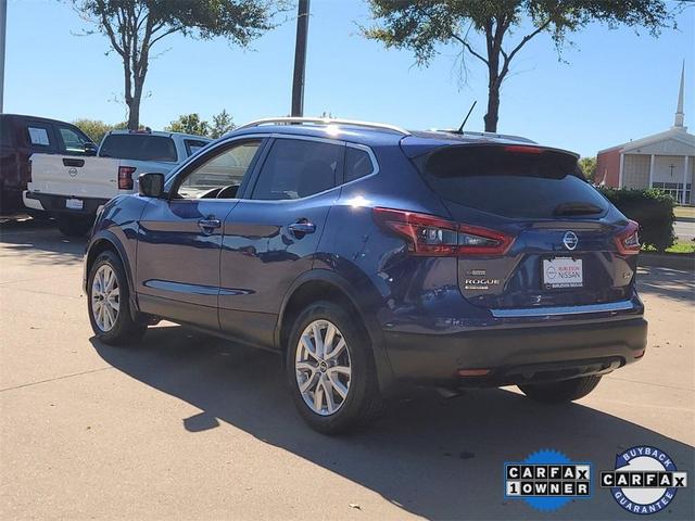 2022 nissan rogue sport sv