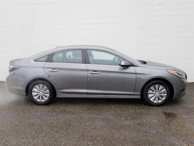 2017 hyundai sonata hybrid se se 4dr sedan for sale in bow, new hampshire