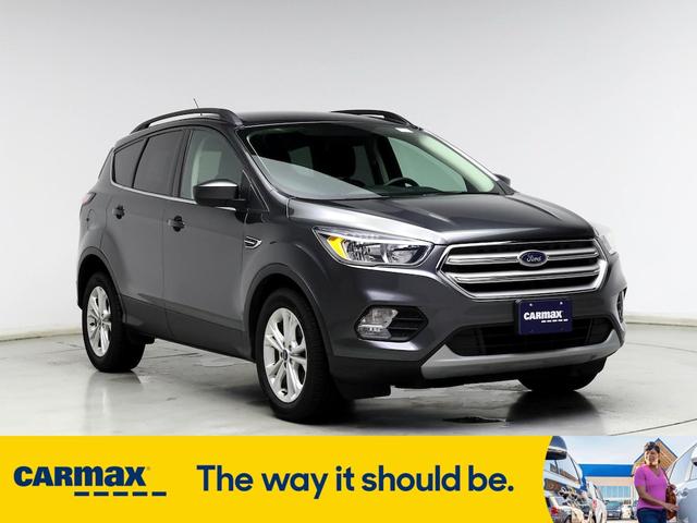 2018 ford escape se