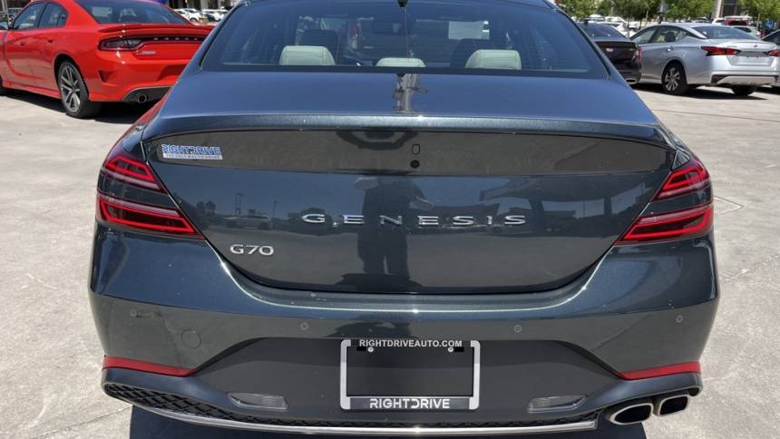 2023 genesis g70 2.0t
