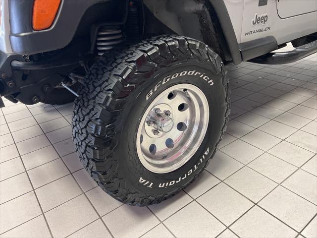 2004 jeep wrangler se