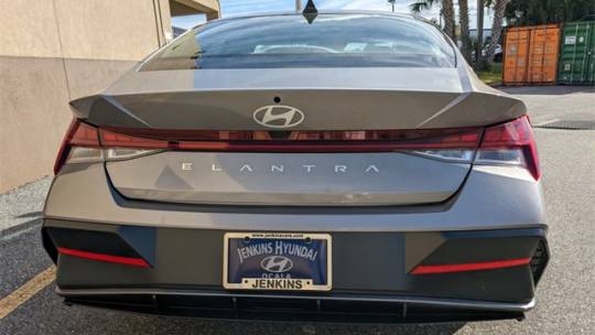 2024 Hyundai Elantra