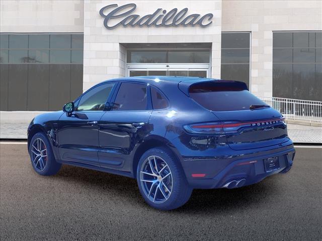 2022 porsche macan s