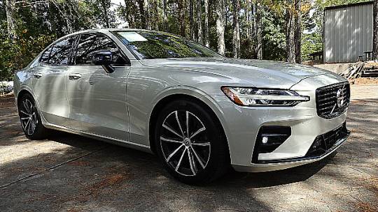 2021 volvo s60 t5 momentum