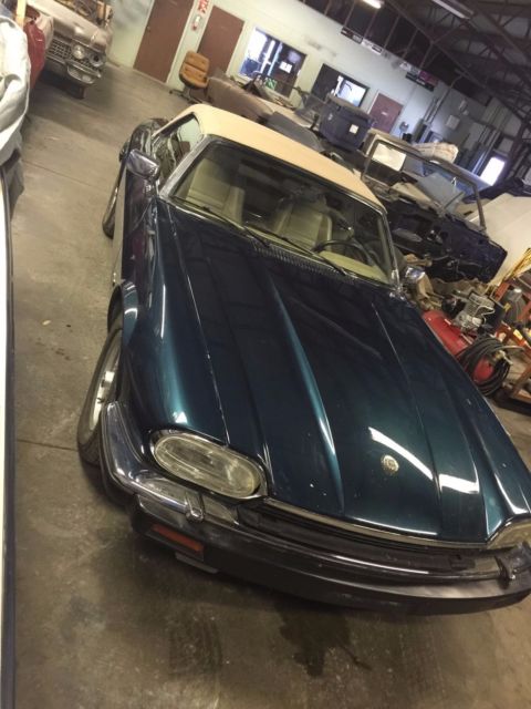 1992 jaguar xjs base convertible 2-door 5.3 look great deal