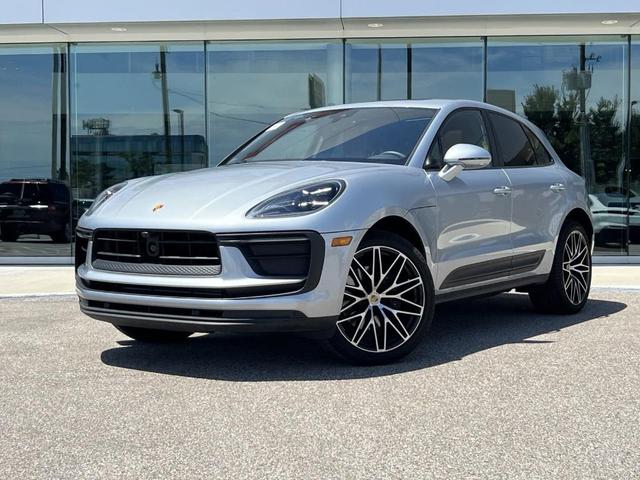 2024 porsche macan base