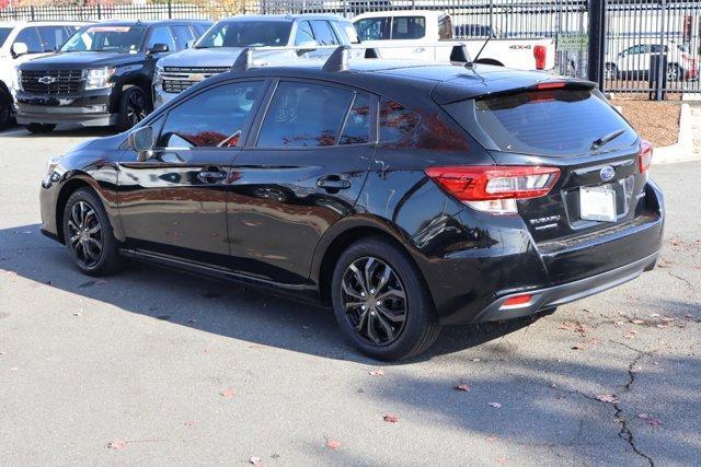 2022 subaru impreza base