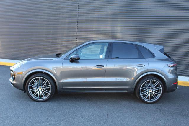 2021 porsche cayenne turbo