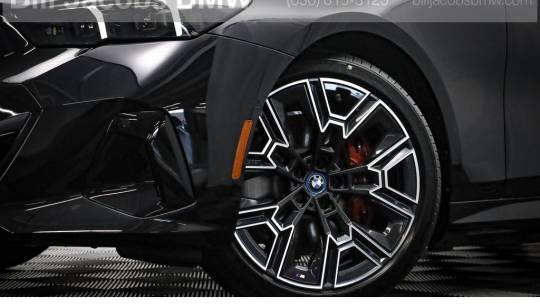 2024 BMW i5