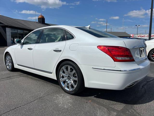 2013 hyundai equus signature