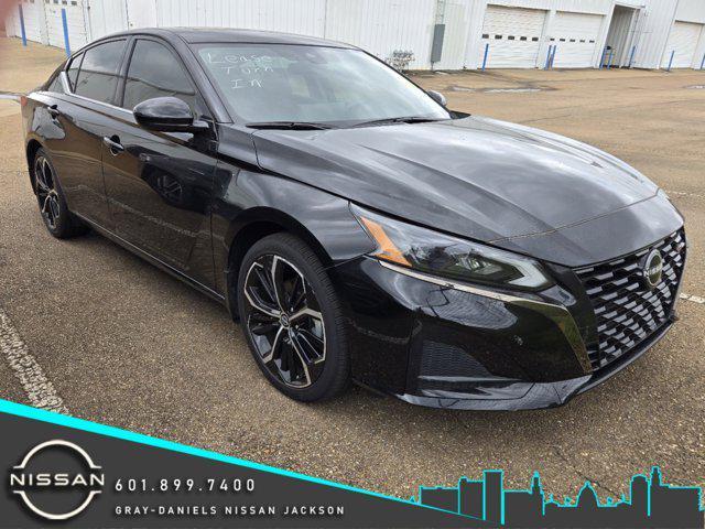 2023 nissan altima sr fwd