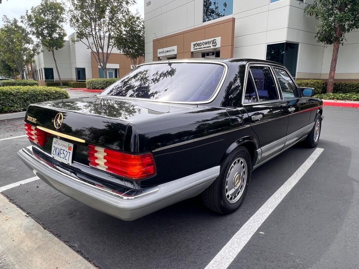 1988 mercedes-benz 300se sedan black rwd automatic se
