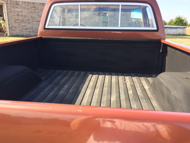 1982 chevy c10 truck ~ super clean & nice top to bottom ~ fully restored