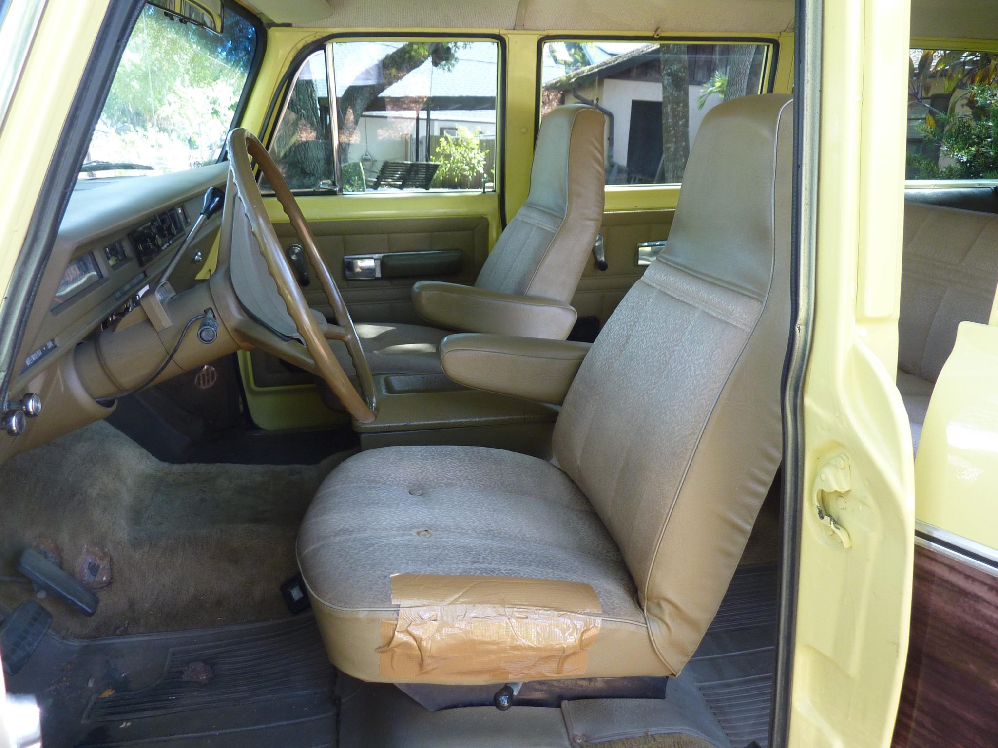 1974 international harvester travelall custom 100
