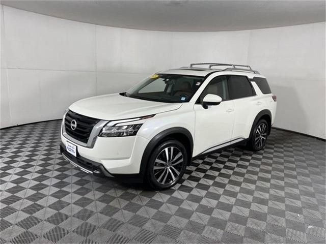 2023 nissan pathfinder platinum
