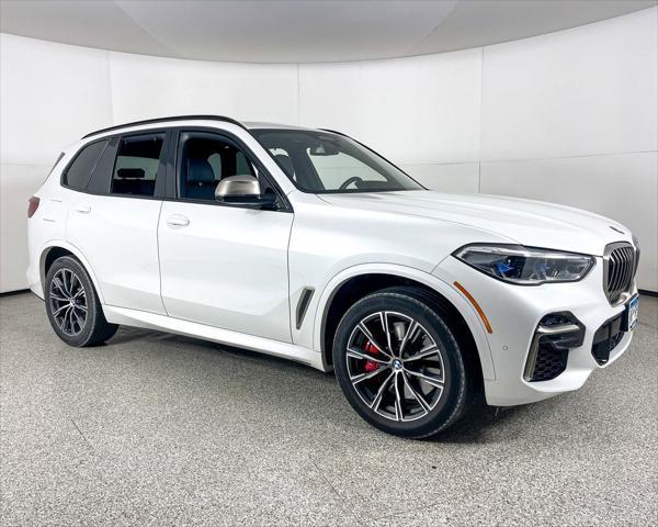 2022 bmw x5 m50i