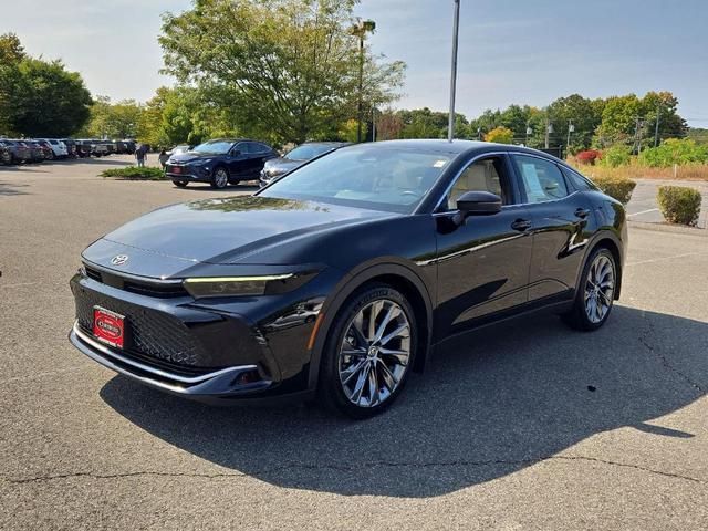 2023 toyota crown limited