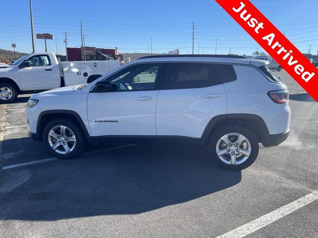 2023 jeep compass latitude